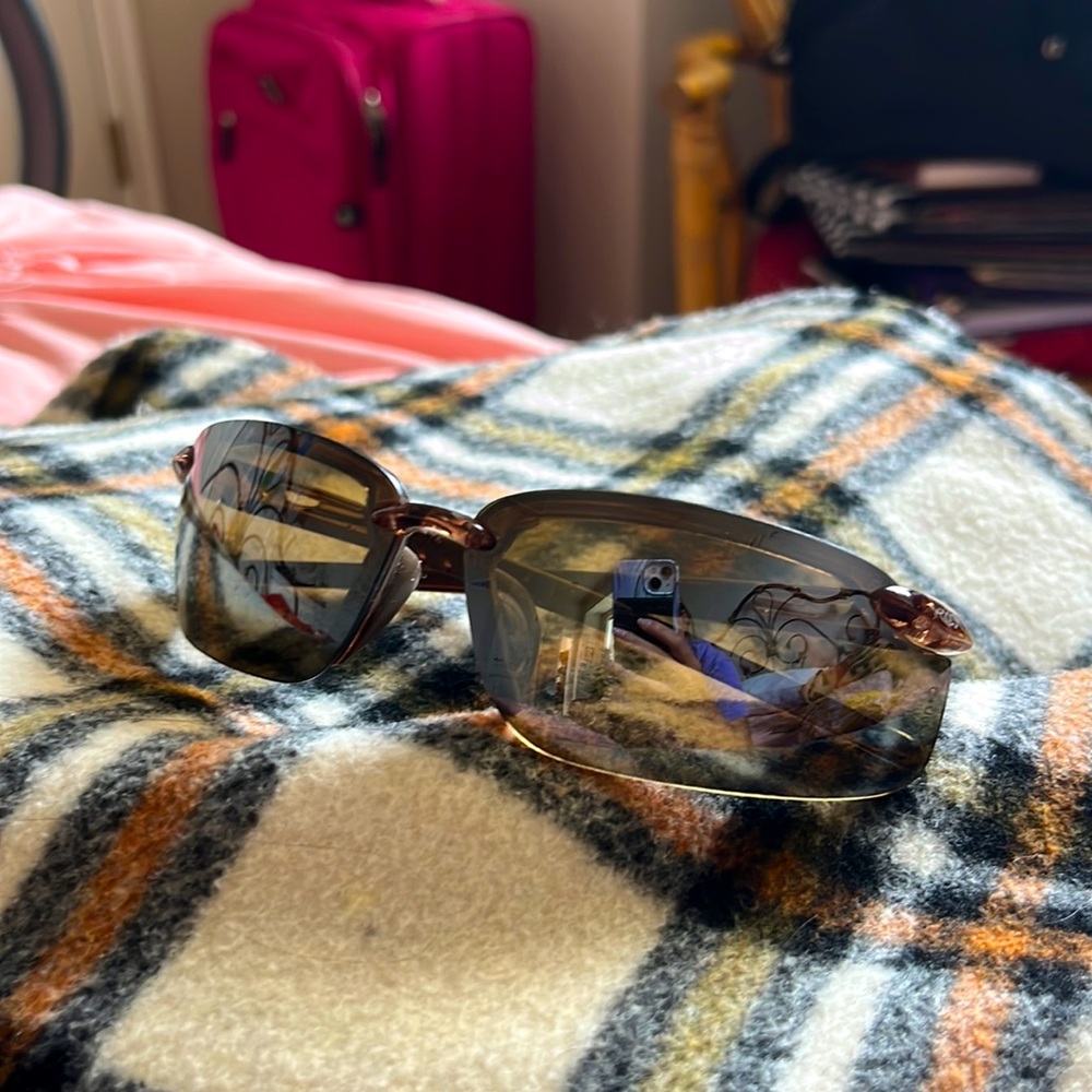 Brown sunglasses
